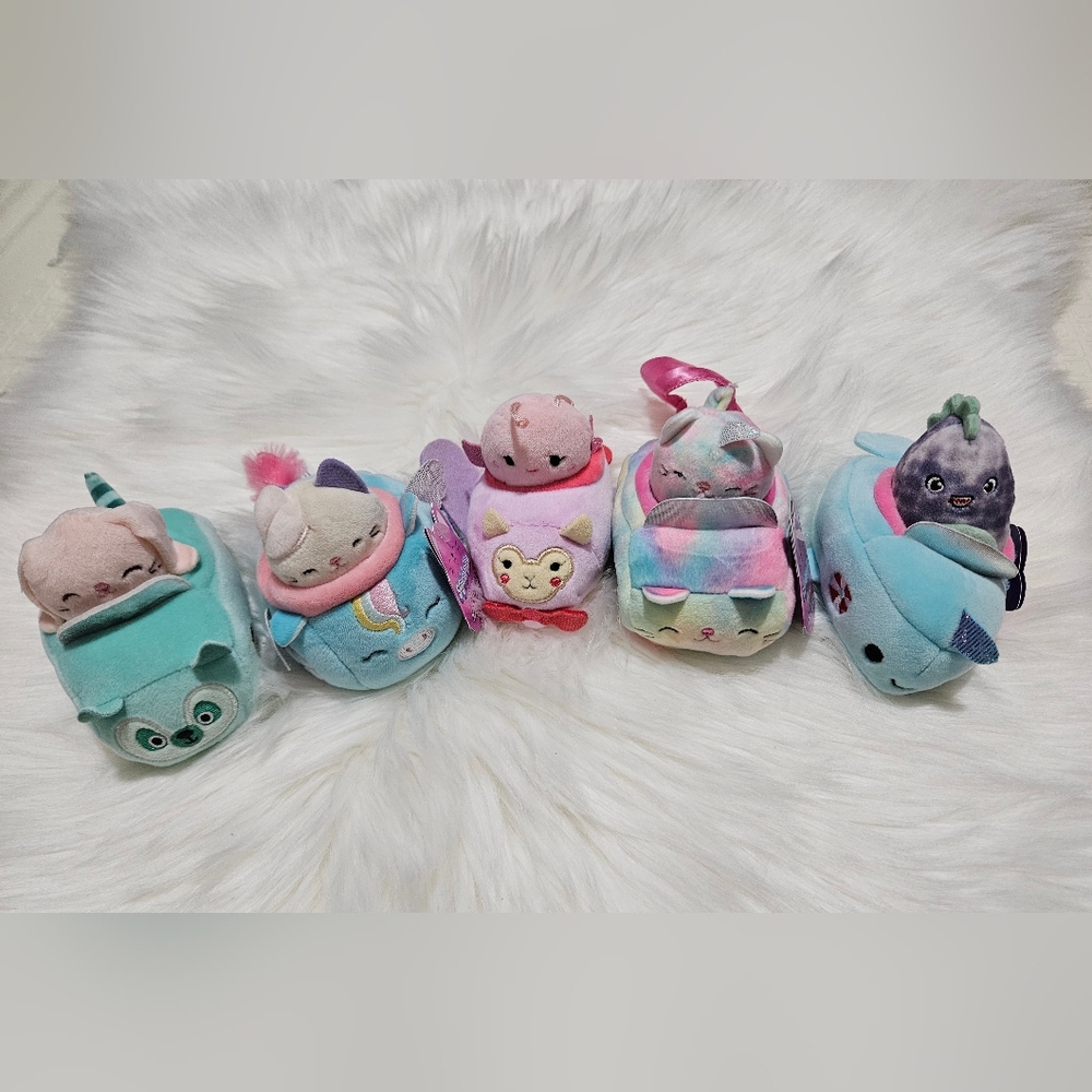 Squishmellows Squoshville Bundle